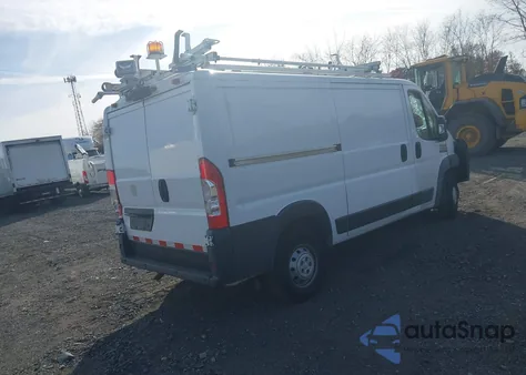 2018 Ram Promaster 1500 Low Roof 136 Wb z USA, uszkodzony, nr VIN 3C6TRVAGXJE153173